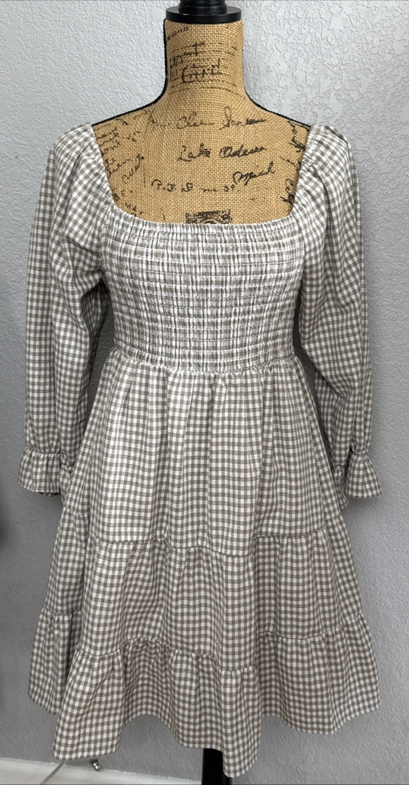 Picture 1 of 23