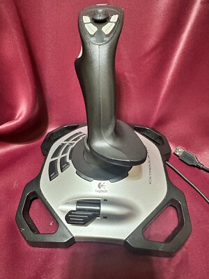 Logitech Extreme 3D Pro Joystick Flight Simulator Controller J-UK17 PC USB