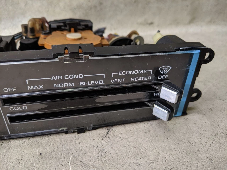 Temperature Climate Control RWD With AC Fits 84-88 OLDSMOBILE CUTLASS f91-203535 - Image 3 of 4