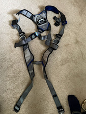 3M DBI-SALA ExoFit X200 Full Body Safety Harness, Medium (M)