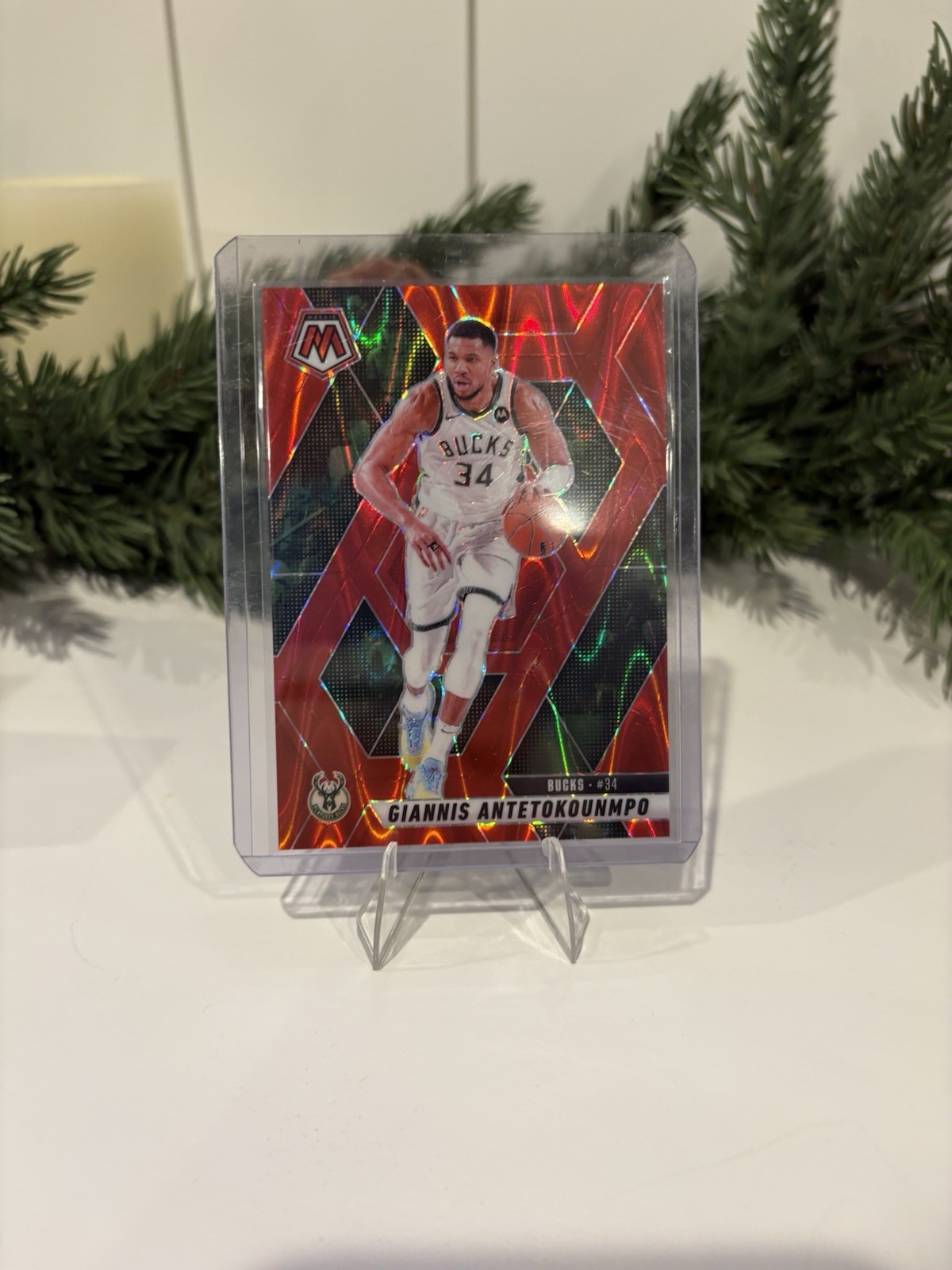2024-25 Panini Mosaic Giannis Antetokounmpo #13 Red Seismic Mosaic Prizm /299