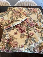 Ralph Lauren floral standard size Shams set of two