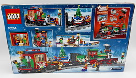 LEGO Creator Expert &ndash; Winter Holiday Train (10254) Sealed - Box Wear