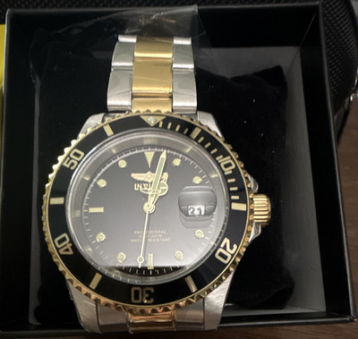 Invicta Pro Diver Men's Quartz Analog Wristwatch Two-Tone Black Dial 200M SS