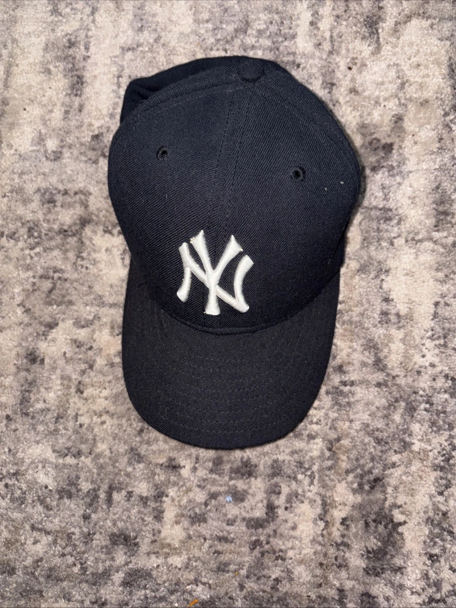 New Era New York Yankees 7 3/8 Size MLB Fan Apparel & Souvenirs