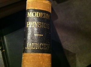 MODERN PHYSICS 1948 JAUNCY    BOOK  BOX154