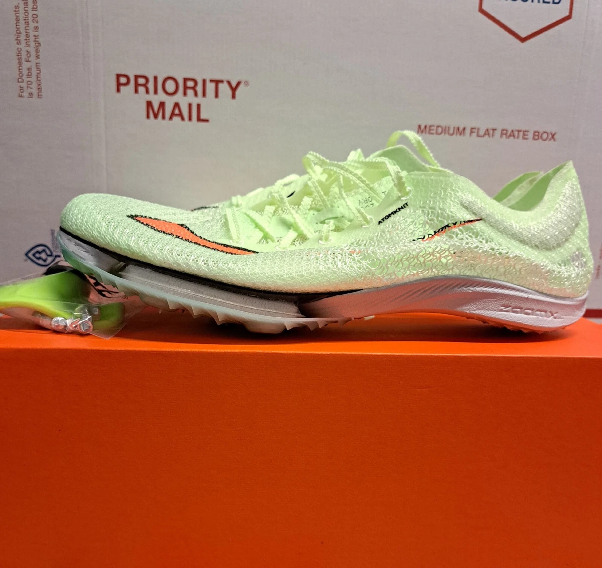 NIKE AIR ZOOM VICTORY VOLT GREEN TRACK AND FIELD SPIKES SIZE 13 (  CD4385-700 )