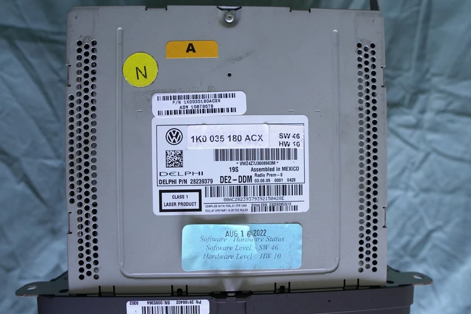 09-15 Volkswagen CC Passat Jetta OEM Radio de tablero Receptor de pantalla de CD Foto 2 de 4