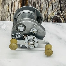 Vintage Pflueger Supreme Baitcasting Fishing Reel Made in USA Patented Metal