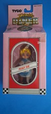 1988 TYCO DIXIE'S DINER DOLL 3.5" PEGGY SUE w/ Name Button All Orig MIB