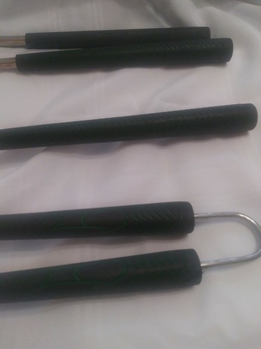 4 pcs BQ grill utensils stainless steel in a mini golf bag holder - Picture 3 of 12
