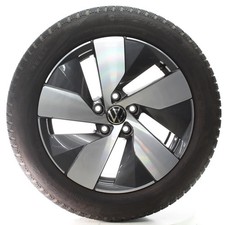 VW Passat B9 Variant CJ5 Winterräder Bologna Pirelli 215/55R17 DOT24 3J0601025K