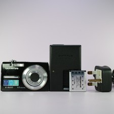 Olympus Digital Camera X-820 8.0MP Black Tested Full Set