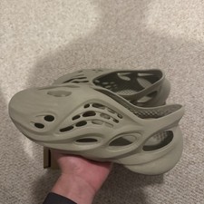 Yeezy Foam Runner Beige Low Top Slip On Mens ...