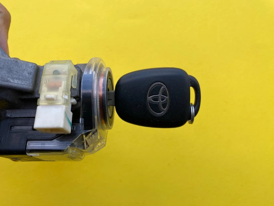 Toyota Highlander 2014-2019 interruptor de encendido bloqueo con cilindro de llave OEM 89782-0E010 Foto 3 de 4