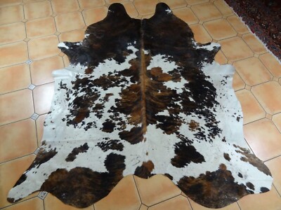 New Cowhide Rug 5 X 5 Tricolor Cow Skin Hide Rugs Brazilian Brown Rugs 25 sq.ft