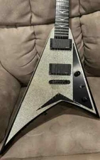 Hot Sale Electric Guitar 6 String V Shape Ebony Fingerboard Active Pickup