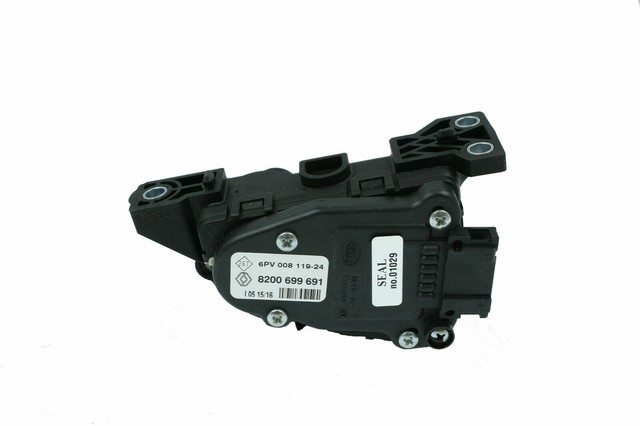 Renault 8200 495791