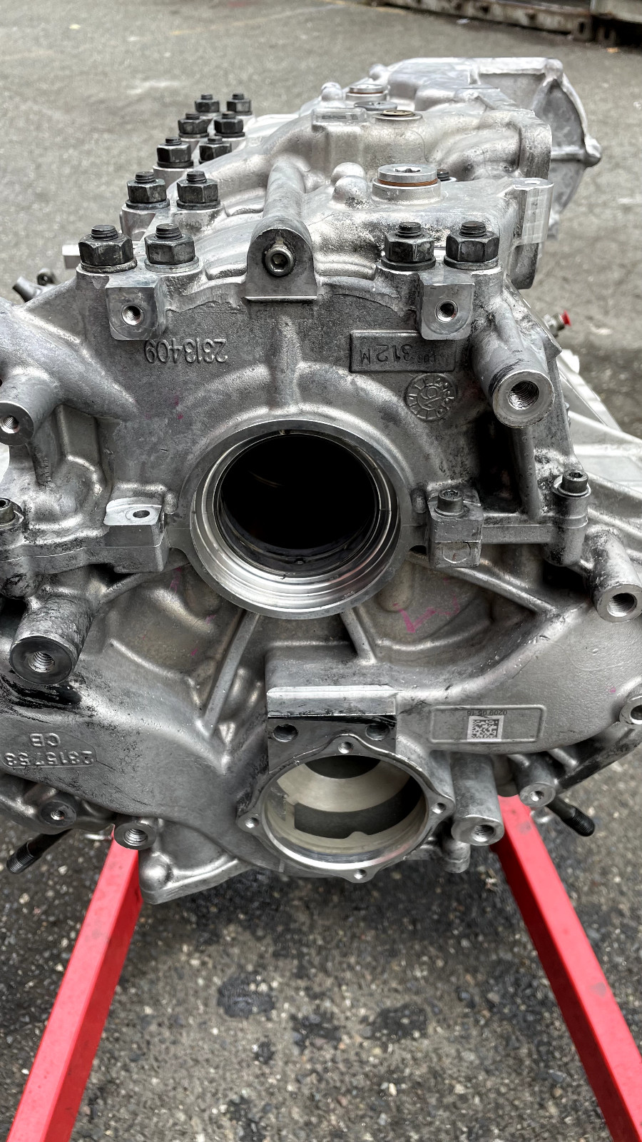 Ferrari 488 GTB Spider engine block (upper and lower) F154CB*315745 OEM