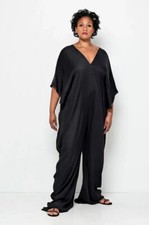 Dyanne Dyanne JAYLEE Jumpsuit Almost Black Oversized V Neck Pocket New M 38