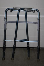 INVACARE Gehhilfe Gehgestell ohne Rollen Gehbock P402 faltbar