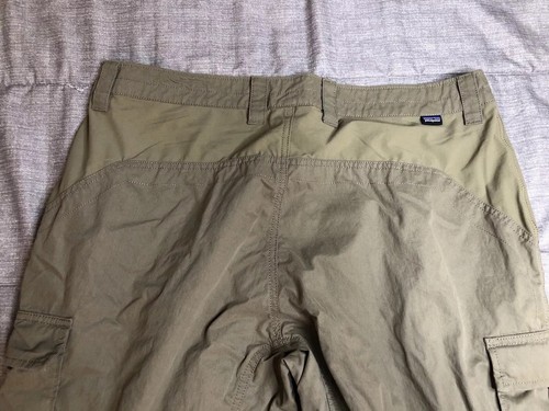 Patagonia Mens Khaki Brown Hiking Pants Size 36x32 Cargo Pockets - Picture 9 of 10