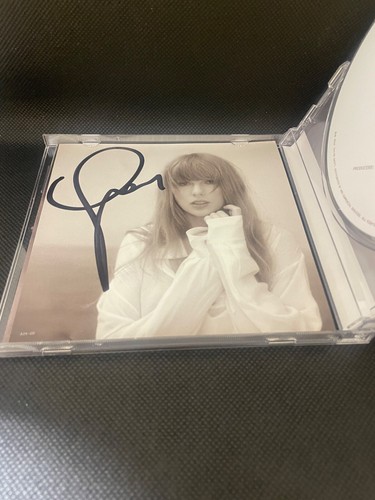 Taylor Swift The Tortured Poets Department CD The Manuscript Signed card IN HAND - Picture 5 of 7