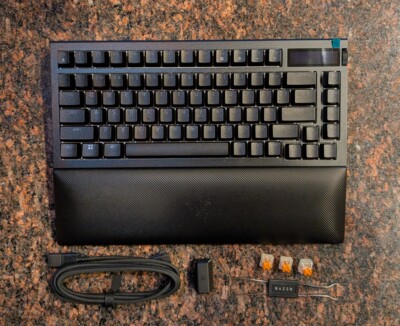 Razer BlackWidow V4 Pro 75% Wireless Gaming Keyboard Black RZ03-05130200-R3U1