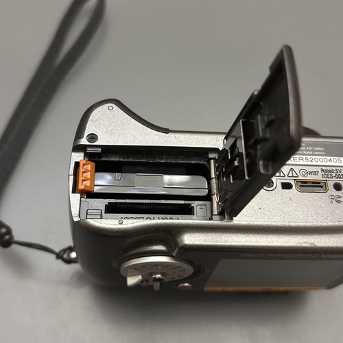Kodak EasyShare Z760 6.1MP Digital Camera - Silver - Untested - Picture 5 of 6