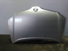 Capot Nissan TINO
