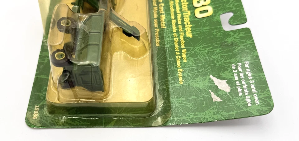 ERTL - John Deere 630 Tractor Picker and Flarebox Wagon - 1:64 Scale - Image 3 of 3