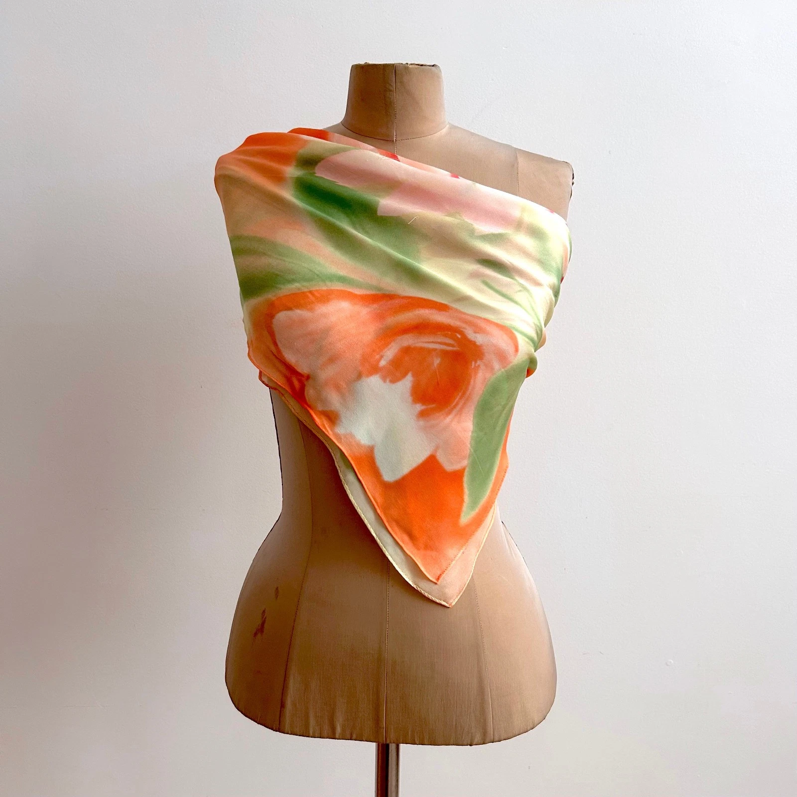 RALPH LAUREN Silk Scarf Spring Floral Large Summery Print