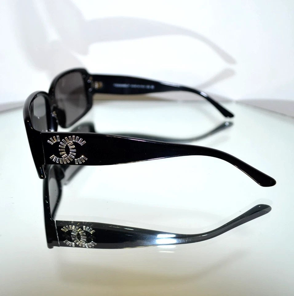 RARO Chanel "Baguette CC" Cristal Logo Gafas de sol Marco Negro Con Estuche 5114-B Foto 2 de 4