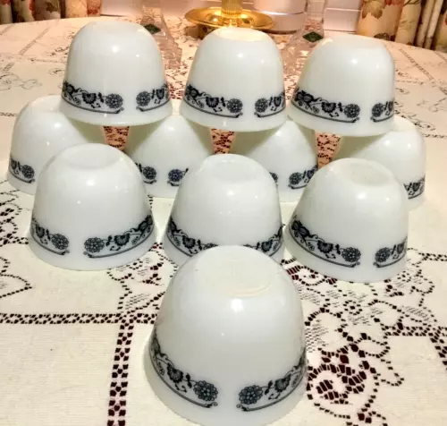 Set of 11 Vintage 1974 Pyrex Old Town Blue White Coffee Cups Corning USA