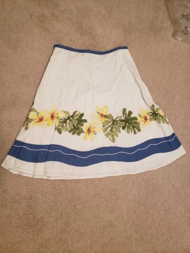 Liz Claiborne Vintage 10 Petite White Linen Skirt Beaded Hawaiian Floral Print - Picture 3 of 5