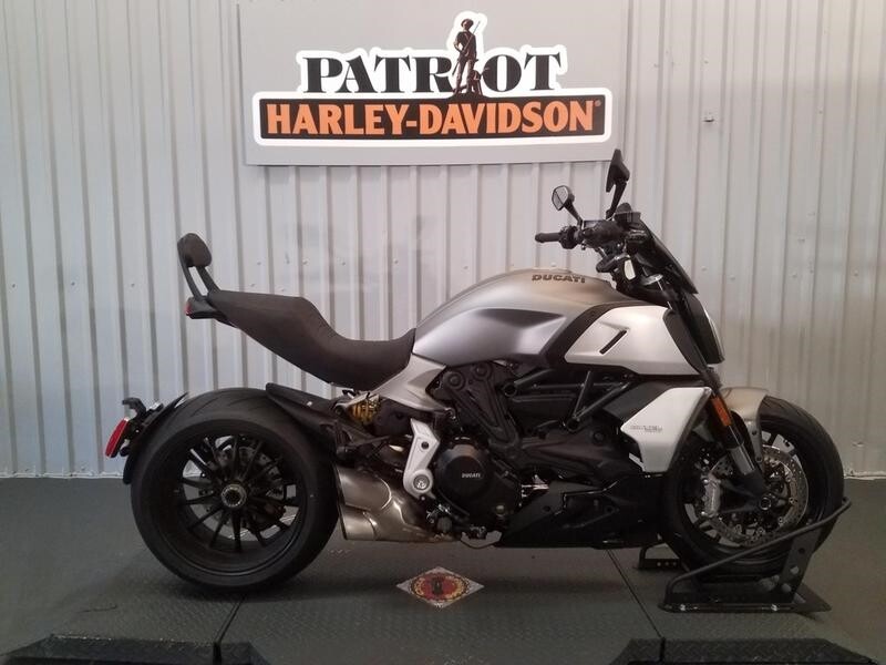 2019 Ducati Diavel 1260  2019 Ducati Diavel 1260  1173 Miles Sandstone Grey