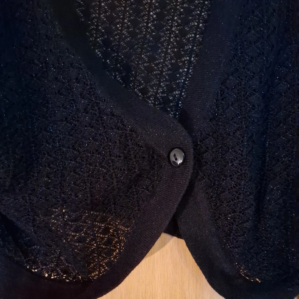 Bolero Damen Größe 40 Marke H&M Guter Gebrauchter Zustand - Bild 2 von 4