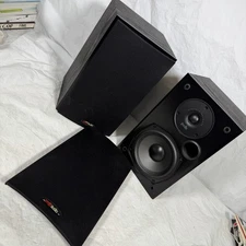 Polk Audio T15 Bookshelf Speakers Black Pair w/ Grilles Great Condition!