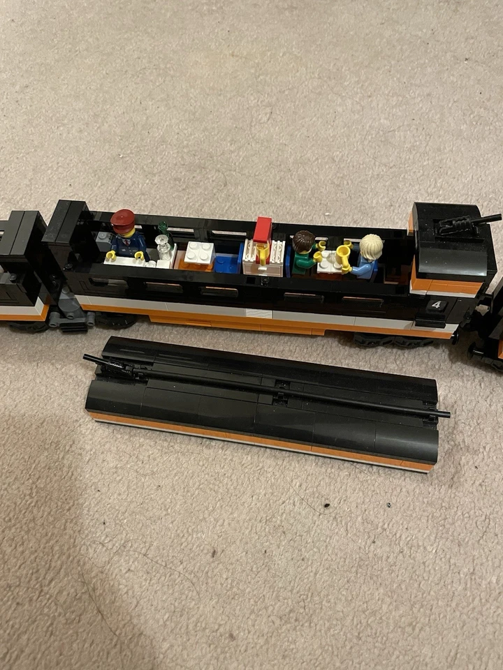 LEGO Creator 10233 Horizon Express, photo 3 of 5