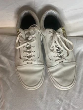 VANS Mens Size 6, Womens size 7.5  White Athletic Shoes Sneakers Zipper