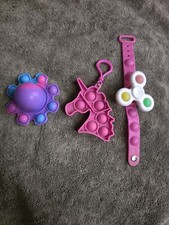 Set of 3 Pop-It Fidget Sensory Toys Unicorn Bracelet Flower Pink Purple