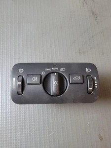 VOLVO V40 Estate VW Scheinwerferschalter 30739425 2.00 Diesel 2012 30524242