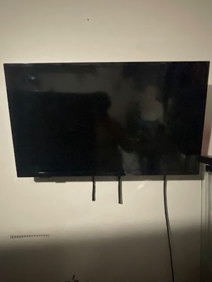tv 30 inch by 18 inch tv brand is insignia | eBay