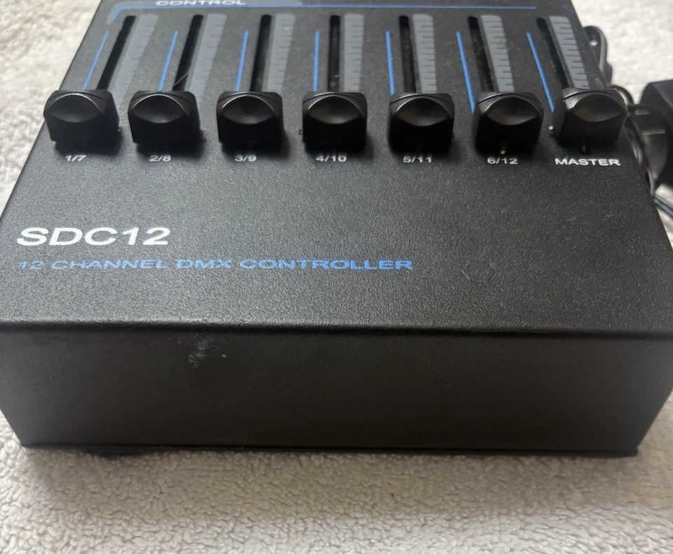 Elation SDC12 12-channel Basic DMX Controller - Image 2 of 4