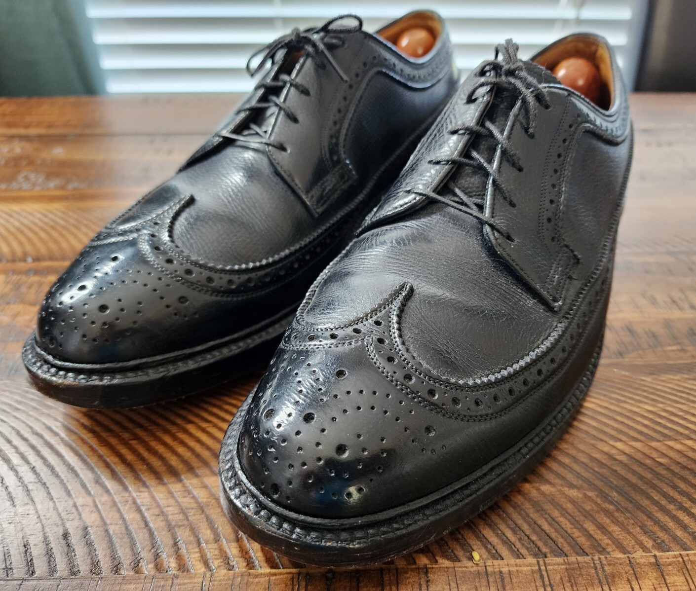 florsheim limited wingtip