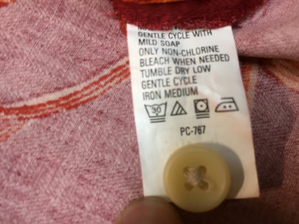 Izod Washable Silk Hawaiian Aloha Shirt Sz L Chest 42” Red Orange Tropical EUC - Image 3 of 4