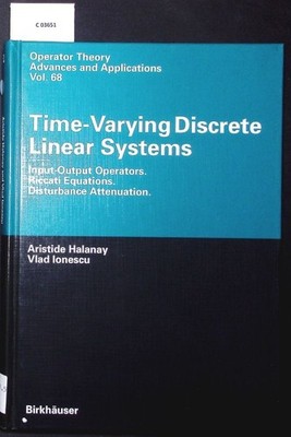 Time varying discrete linear systems. Input-output operators ; Riccati equations
