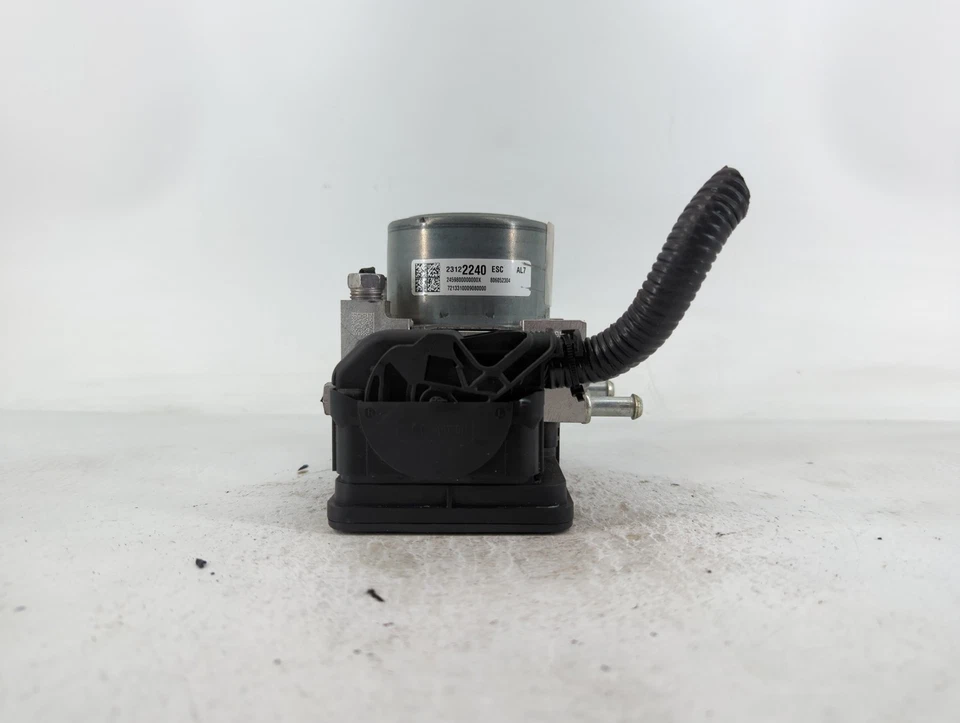 Módulo de control de bomba ABS Cadillac Cts 2014-2016 UGVRC Foto 4 de 4