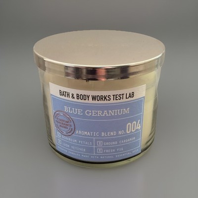 Bath & Body Works Test Lab Blue Geranium Aromatic Blend #004 3 Wick Lit Once