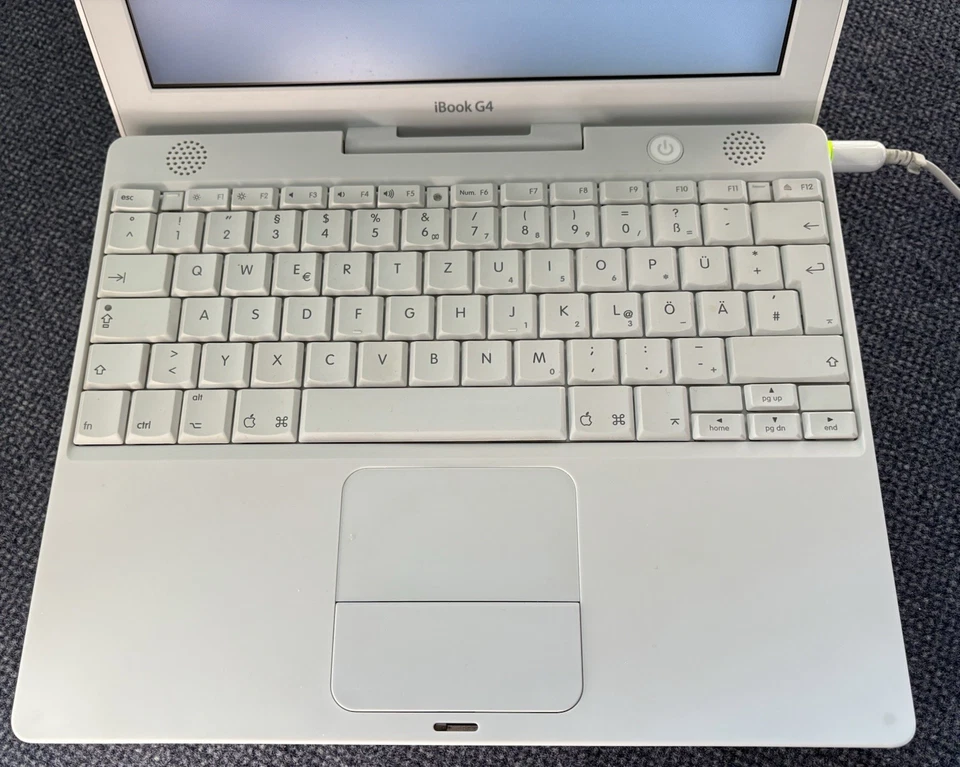 iBook G4 12.1" - 800 Mhz - ATI 9200 - 1,12 GB RAM - 60 GB HDD Top Zustand - Bild 2 von 4